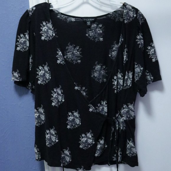 Lucky wrap crop top - Picture 1 of 5
